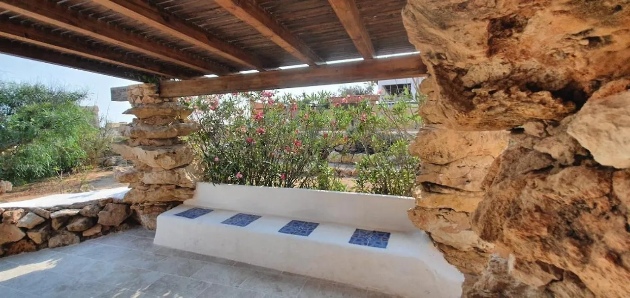 Villa Dammusolevantelampedusa Italy