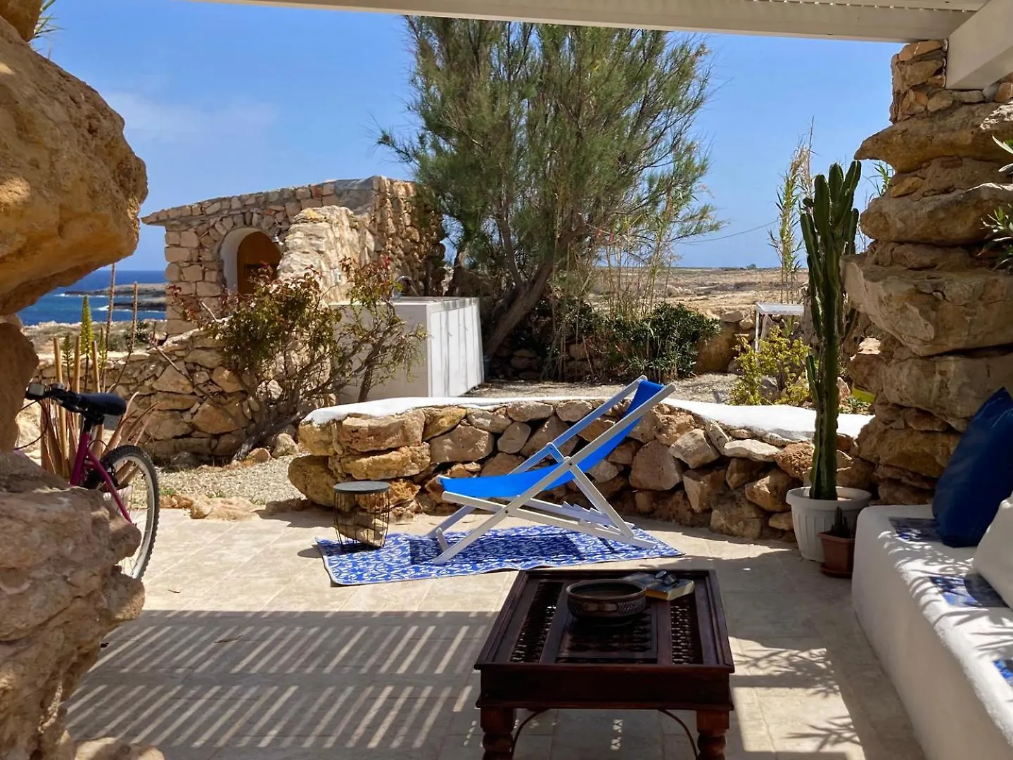Villa Dammusolevantelampedusa Italy